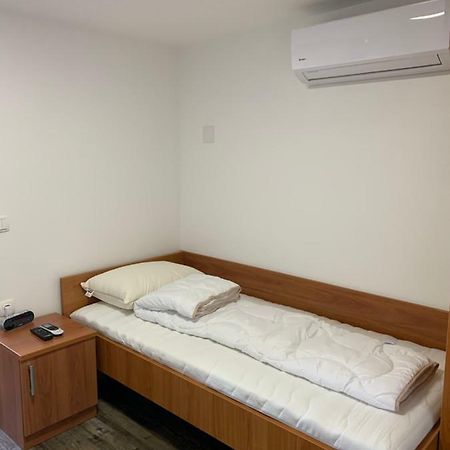 Apartman Decorus Maribor Exterior photo