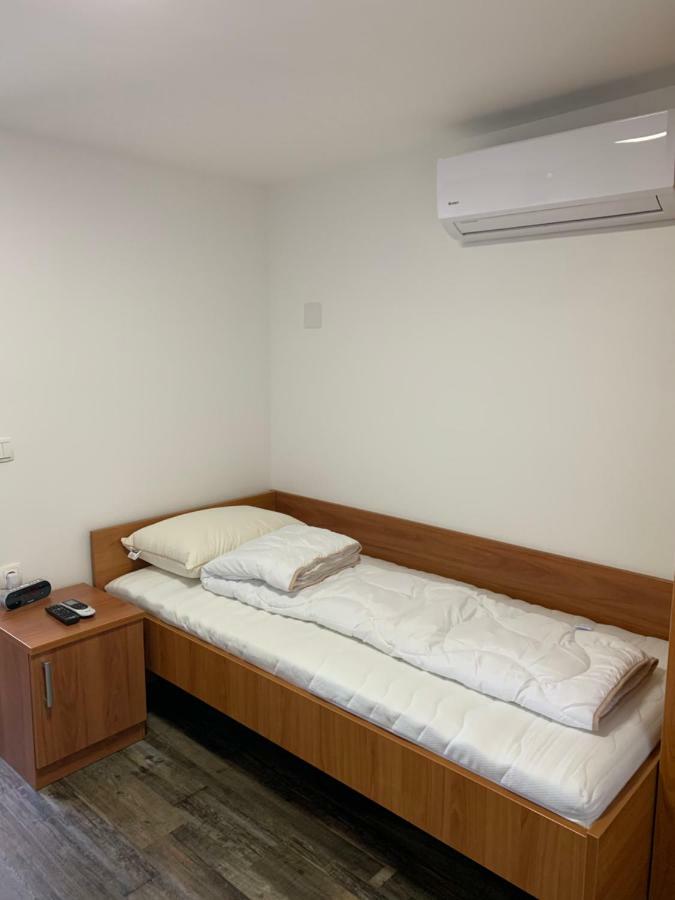 Apartman Decorus Maribor Exterior photo